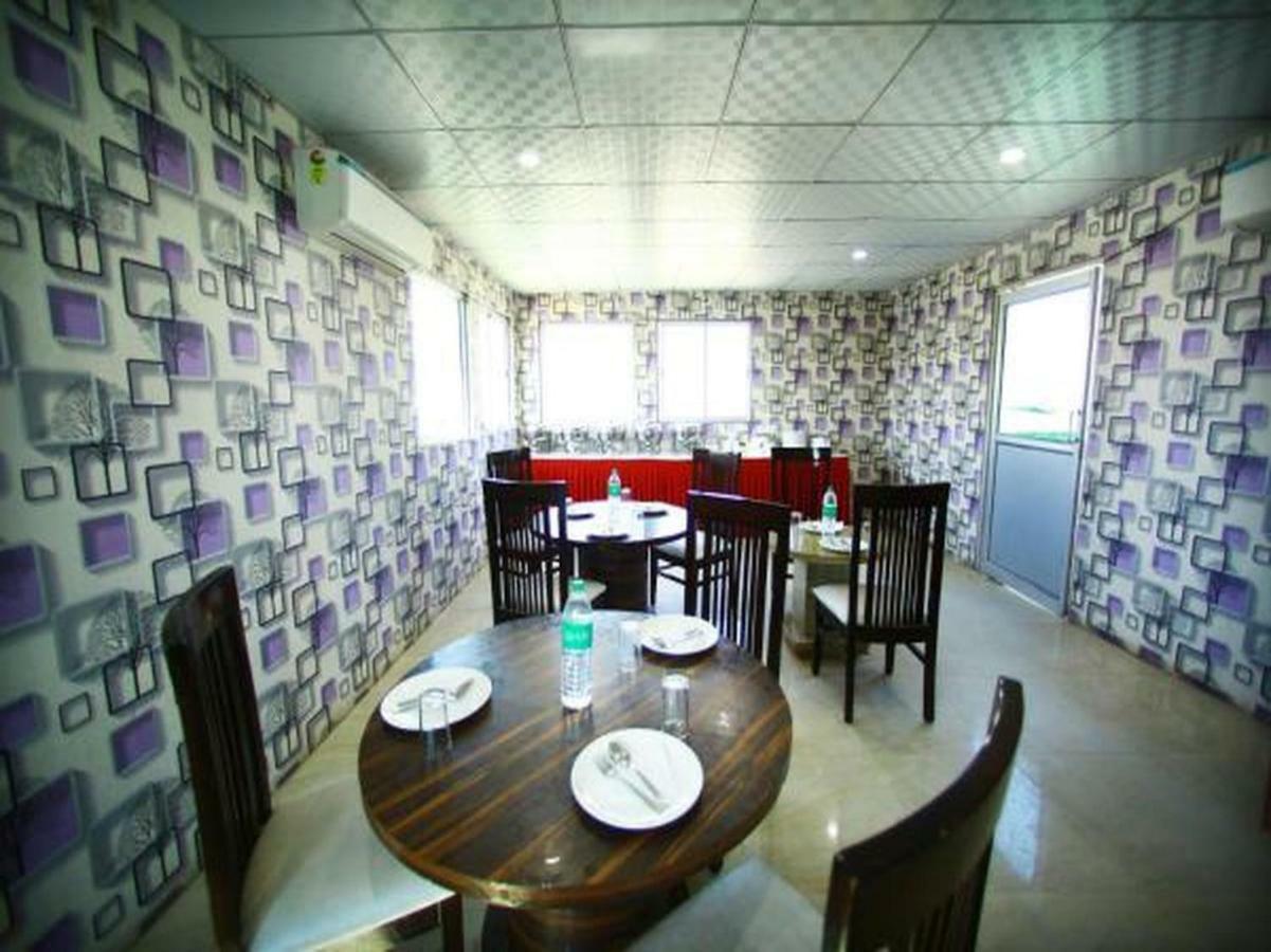 Airport Hotel Hsp 新德里 外观 照片